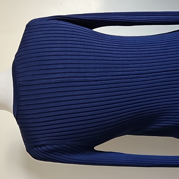 BCBG navy blue ribbed knit sweater dress cold shoulder long sleeves Medium - Picture 9 of 17